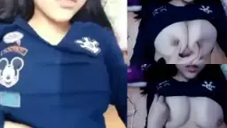 Cewek Seksi Amoy Pamer Tetek Montok Bikin Ngilu