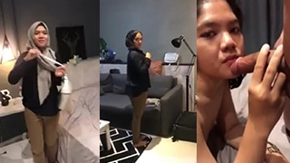 Mahasiswi Hijab Cantik Disuruh Pacarnya Telanjang, Badan Montok Kelihatan Pol