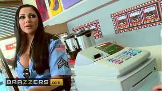 Seragam Ketat, Tits Gede Ngacengin – (audrey Bitoni, Honey White, Johnny Sins) – Boston Cream – Brazzers