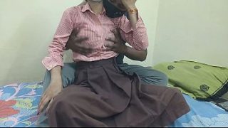 Cewek Kuliahan India Digebukin Kontol Pacar Di Kamar, Crot Di Mana-mana.