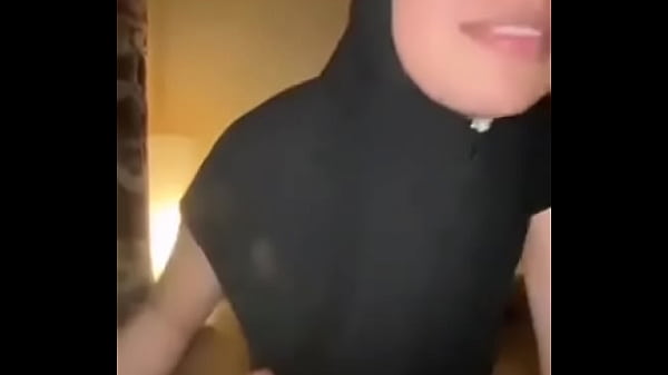 Ngentot Memek Sempit Kontol Gede Jilbab, Ngewe Hot Sampe Muncrat