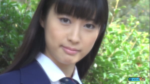 Gadis Asia Imut Ngebiarin Dia Jilat Memeknya Di Ruang Ganti Sebelum Ngewe.