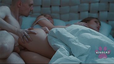 Step Daddy Ngentot Step Daughter Jessie Ames Sampe Crot Di Dalem Ranjang Bareng Ibu Tiri