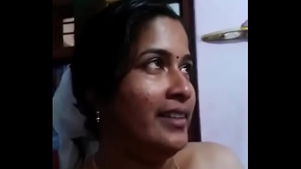 Bhabhi Manisku Yang Bikin Ngilu, Siap Digoyang Di Ranjang.