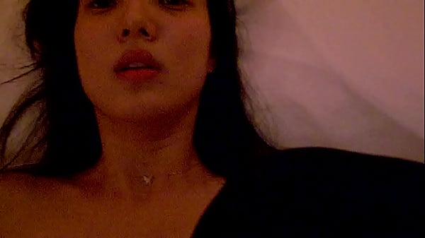 Gadis China Cantik Nikmati Air Maniku Di Mulutnya【langganan Yuk, Tiap Hari Video Baru】