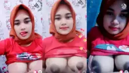 Zihan Pake Jilbab, Di Live Binal Kayak Gula Manis.