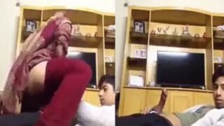 Seorang Ibu Montok Nunggingin Kontol Teman Anaknya Di Desa Bangladesh