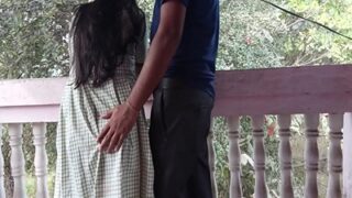 Seorang Profesor Mesum Memanjakan Muridnya Yang Montok Di Rumah Dengan Cara Yang Bikin Makin Liar.