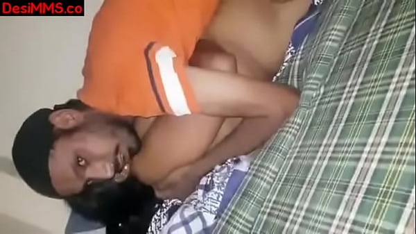भारतीय देसी भाभी की गर्म चुदाई