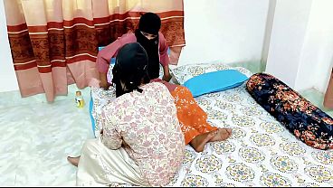 Desi Bhabhi Main Dildo Dal Ke Chudai Kiya