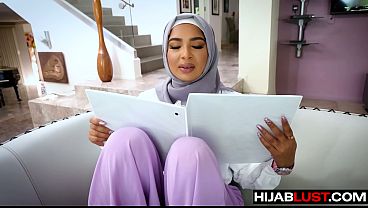 Hijab Babe Babi Belajar Ngewe Biar Cepet Cocok – Nikmatin Aja