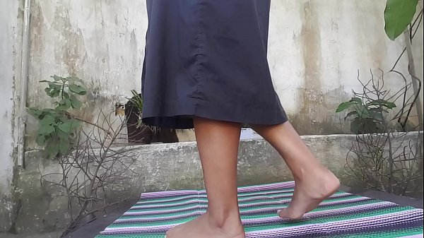Arab Desi, Siap Digoyang Bibir Dan Lidah Sampai Basah.
