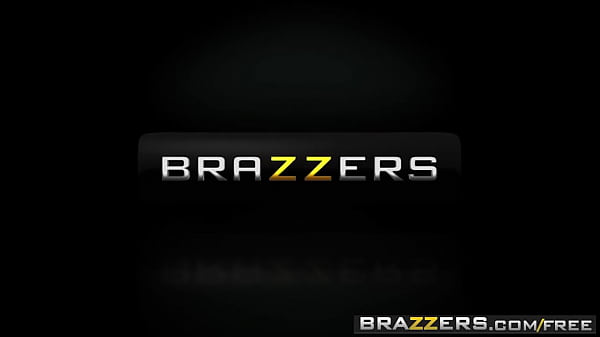 Brazzers Exxtra – Casey Calvert Dijabanin Kontol Hantu Dari Logam, Pantatnya Digetarkan Gila-gilaan
