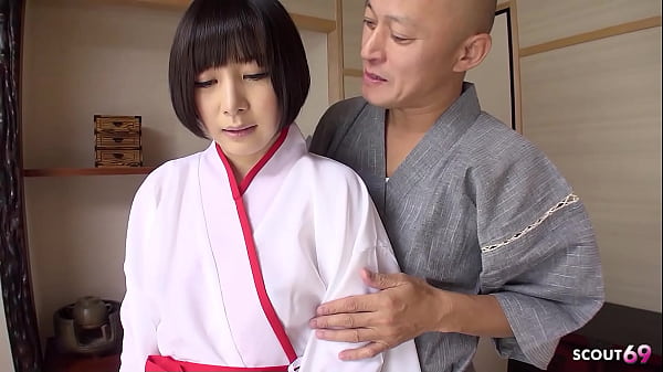 Pertama Kali Ngentot Memek Sampai Crot Di Dalam Oleh Guru Di Film Bokep Jepang Tanpa Sensor Buat Cewek Abg Jepang Tradisional