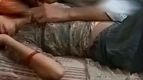 Jija Sama Saali, Malam Panas Di Kamar, Desi Mms Bikin Merem Melek.