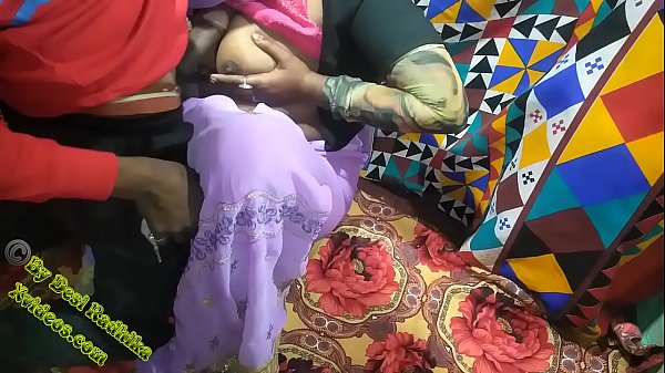 Desi Bhabhi Digebuk Doi Di Kamar, Suara Hindi Jelas Bikin Makin Panas.