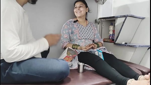 Ibu Tiri Ngewe Di Kereta Dari Kashmir Sampai Kanyakumari, Crot Di Setiap Stasiun.