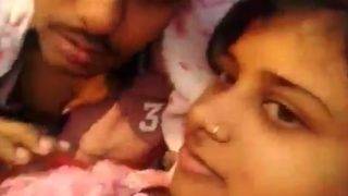 Desah Desah Cinta Desa, Jari-jari Nakal Main Di Balik Rok, Video Mms Bikin Malu.