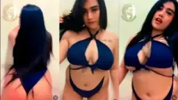 Janda Binal Goyang Live, Pamer Tubuh Menggoda