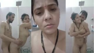 Video Panas Bhabhi Sama Adik Ipar Mandi Bareng Di Kamar Mandi, Bikin Ngilu