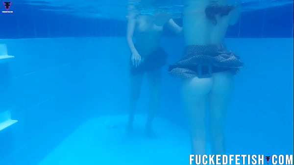 Yessica Bunny Dan Helen Bintang Nakal, Duet Basah Bikin Greget Di Kolam Renang.