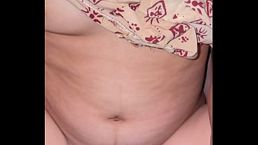 Aku Diajak Mamak Temenku Yang Janda Panas Crot-crotan Di Rumahnya.