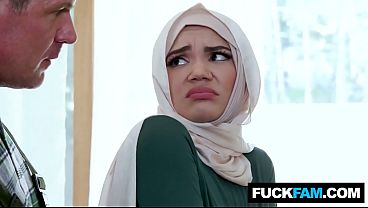Jabir Hijabi Manis Baru Pertama Kali Ngerokokin Tukang Ledeng, Naudi Nala & Jason Sarcinelli