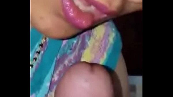 Suara Desah Suami Ngenyot Di Malam Hari, Desi Blowjob Bikin Basah.
