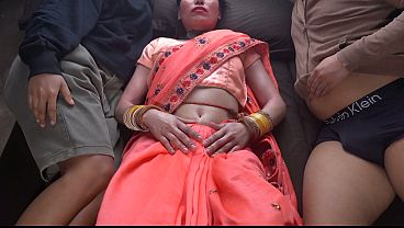 Ngentot Bareng Ibu Tiri India Sendiri, Anak Tiri Kena Giliran, Xxx Desi Panas