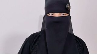 বড় পাছা ওয়ালা হিজাবী মালটা ভাড়া করে যা ইচ্ছে তাই করলাম, বাংলা গালি দিয়ে চুদলাম