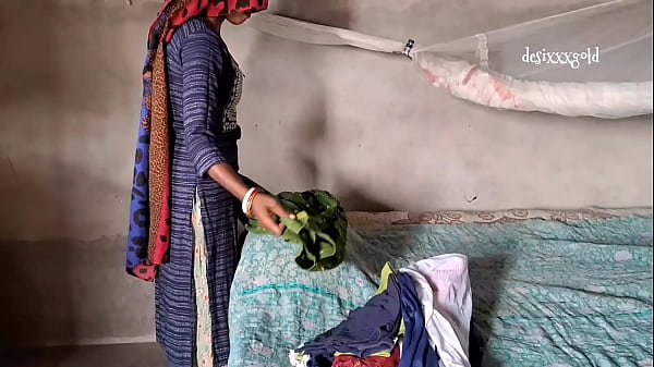 Devar Bhabhi Ko Garmi Mein Paseene Se Bheeg Kar Choda, Cream Laga Ke Chudai Ki Video, Hindi Audio Real Role Play Sex.