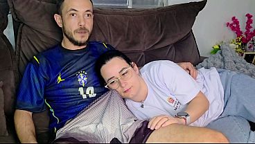 Ipar Tiri Digoda Abangnya Sambil Nonton Timnas Brasil, Makin Panas Gara-gara Goyangannya