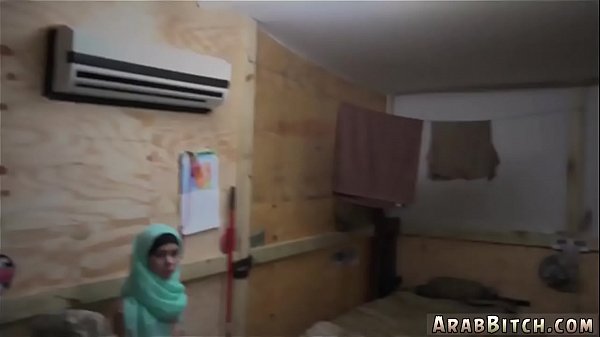 Operasi Pussy Run: Ngentot Arab Pertama Kali Di Lubang Belakang!