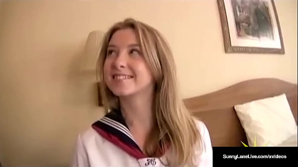 Pelajar Amerika Sunny Lane Dicolok Memek Beceknya Sama Orang Asia Horny