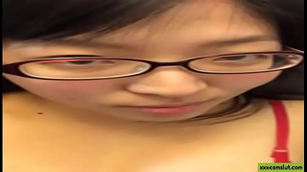 Tonton Cewek Asia Polos Colmek Di Depan Kamera, Video Porno Amatir Bikin Tegang.